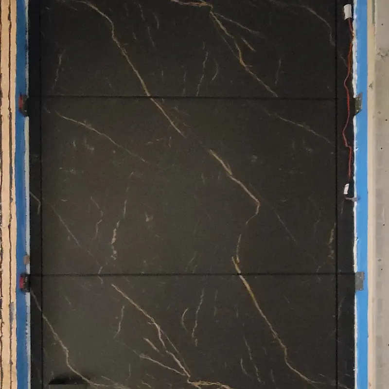 Stone-look pivot door