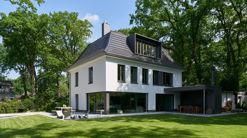 White villa with slim aluminum windows